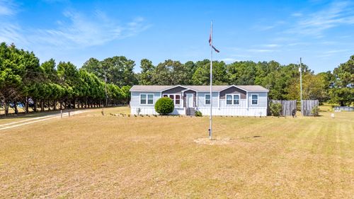328 Rodeo Dr, Eutawville, SC, 29048-8998 | Card Image