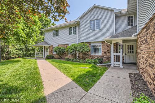 apt-102-3557 Blue Jay Way, Eagan, MN, 55123-2252 | Card Image