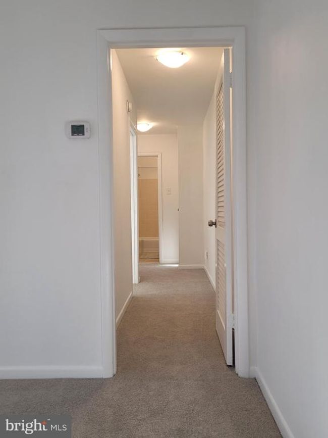 APT-201 - 10607 Kenilworth Ave, Condo with 2 bedrooms, 1 bathrooms and null parking in BETHESDA MD | Image 25
