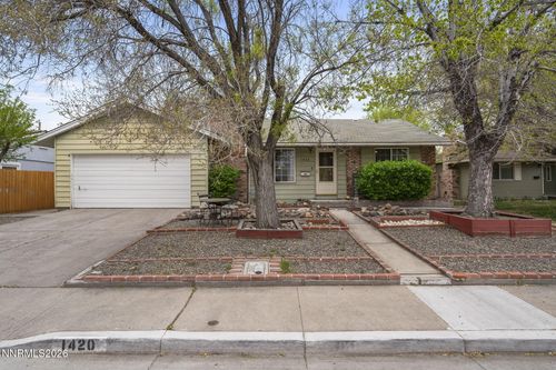 1420 Tanglewood Dr, Sparks, NV, 89431-3855 | Card Image
