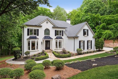 110 Valley Summit Ct, Roswell, GA, 30075-6816 | Card Image