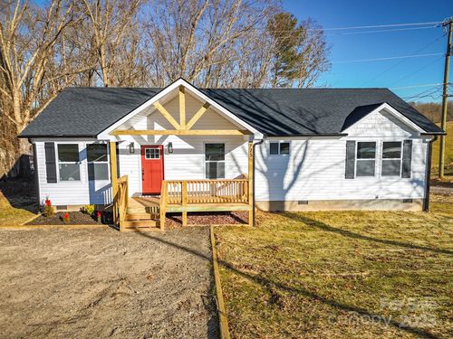 775 Olivette Rd, Asheville, NC, 28804-9674 | Card Image