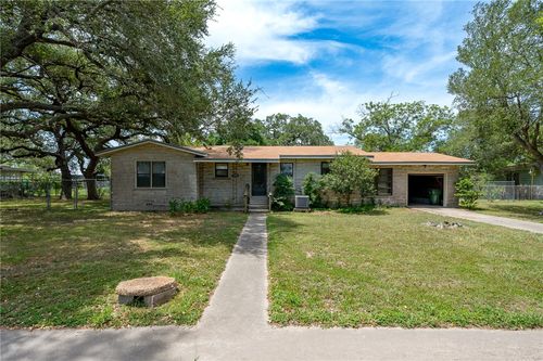 14289 State Highway 188, Sinton, TX, 78387-5566 | Card Image