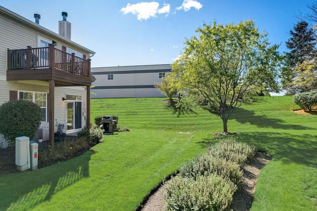 3070 - 3070 Falling Waters Ln, Condo with 2 bedrooms, 2 bathrooms and null parking in Lindenhurst IL | Image 32