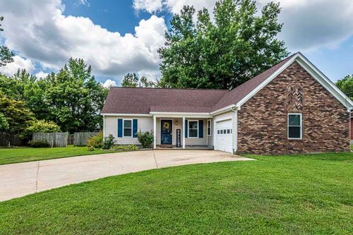 500 Donna Dr, Brighton, TN, 38011-7042 | Card Image