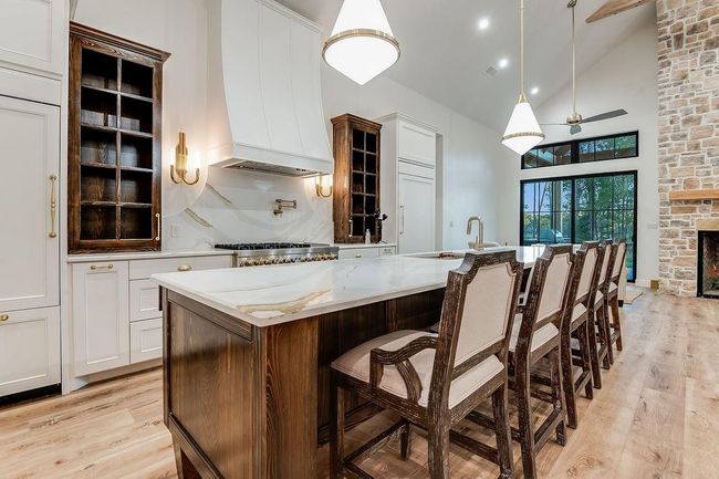 285 Coves Loop, House other with 6 bedrooms, 4 bathrooms and null parking in Brookeland TX | Image 13
