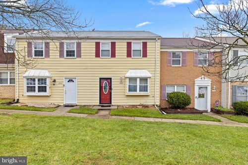 6454 Continental Dr, GLEN BURNIE, MD, 21061-1518 | Card Image