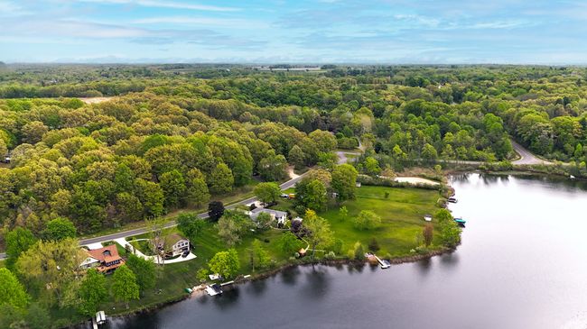 47233 County Road 380, House other with 5 bedrooms, 3 bathrooms and null parking in Grand Junction MI | Image 39