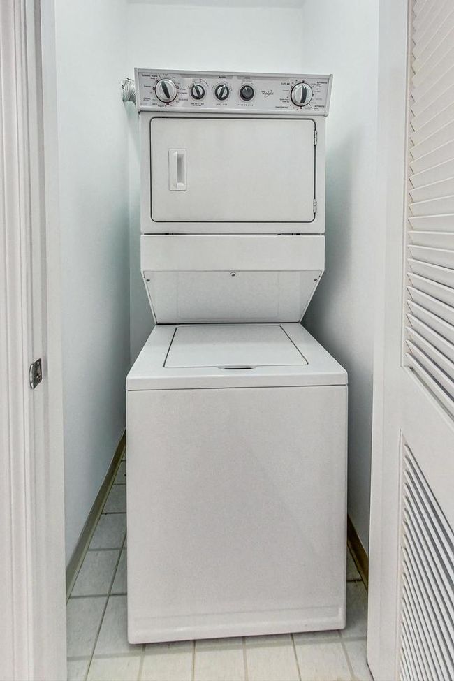 UNIT-1405 - 450 E Waterside Dr, Condo with 1 bedrooms, 1 bathrooms and 1 parking in Chicago IL | Image 19