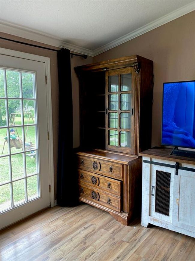 Family Room with French Doors to back yard | Image 6