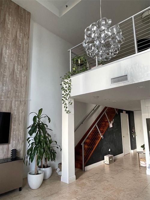 apt-410-1050 Brickell Ave, Miami, FL, 33131-3903 | Card Image