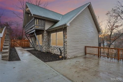 1357 S Lake Sherwood Dr, Marthasville, MO, 63357-1565 | Card Image