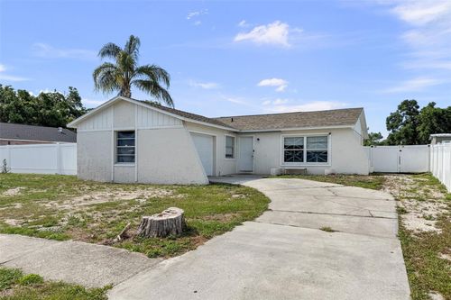 1009 Sagamore Dr, SEFFNER, FL, 33584-5051 | Card Image