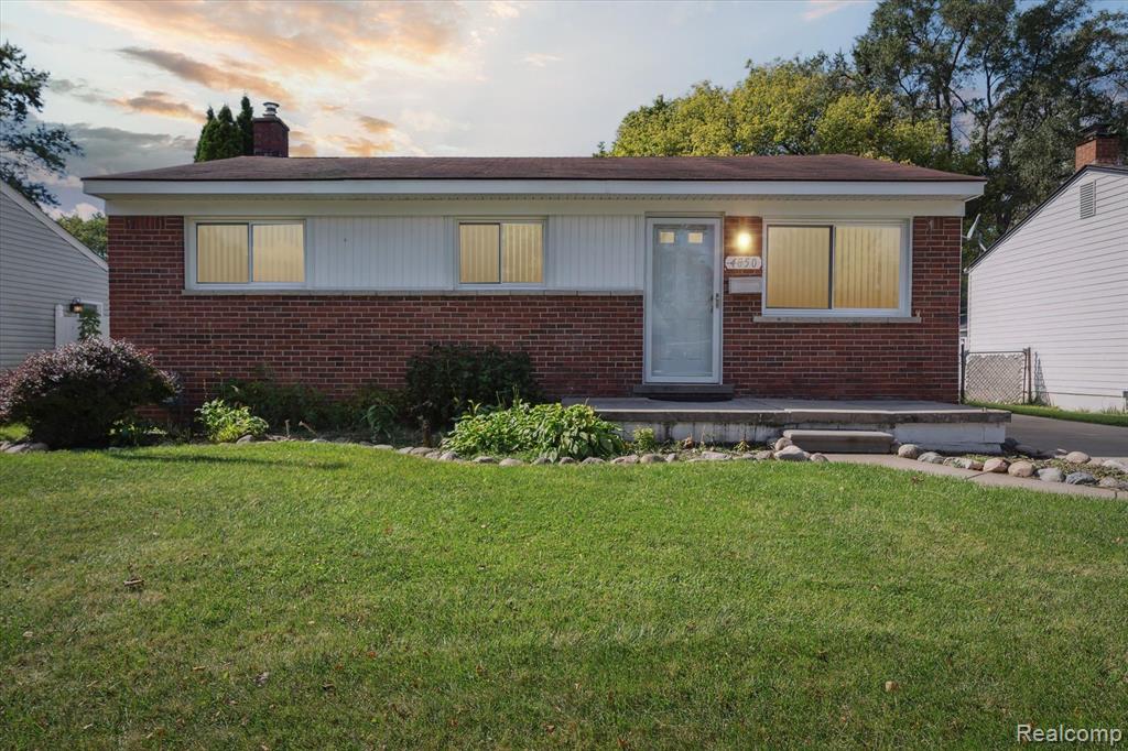 Princess St, Dearborn Heights, MI 48125