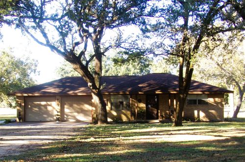 1017 County Road 285, Weimar, TX, 78962-5130 | Card Image