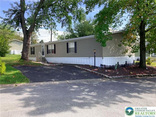 92 Leisure Ln, NORTHAMPTON, PA, 18067-3014 | Card Image