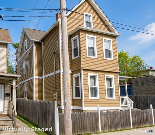 13 Armstrong Pl, Bridgeport, CT, 06608-4108 | Card Image