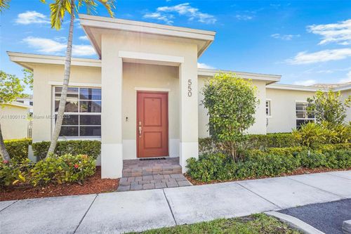 550 Ne 4th Ave, Florida City, FL, 33034-3269 | Card Image