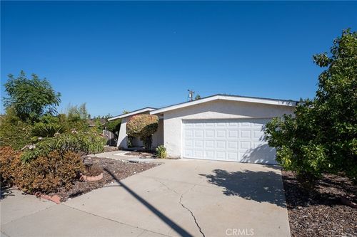 18647 Marimba St, Rowland Heights, CA, 91748-4622 | Card Image