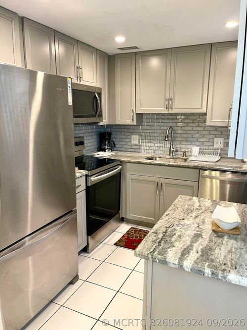 104-104 Kent G, West Palm Beach, FL, 33417-1713 | Card Image