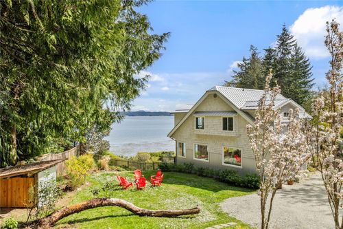 140 Cottonwood Rd, Salt Spring, BC, V8K2E9 | Card Image