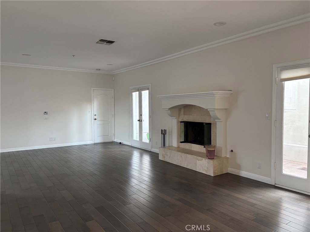 Residential Lease in Redondo Beach 3