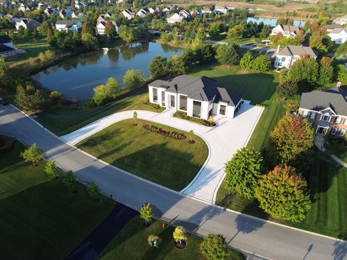 60 Wood Oaks Dr, South Barrington, IL, 60010-1092 | Card Image