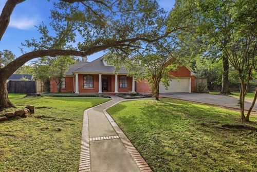 108 Wade St, Silsbee, TX, 77656-6305 | Card Image