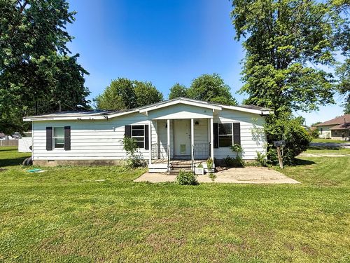 210 Park Ave, Flora, IL, 62839-2230 | Card Image