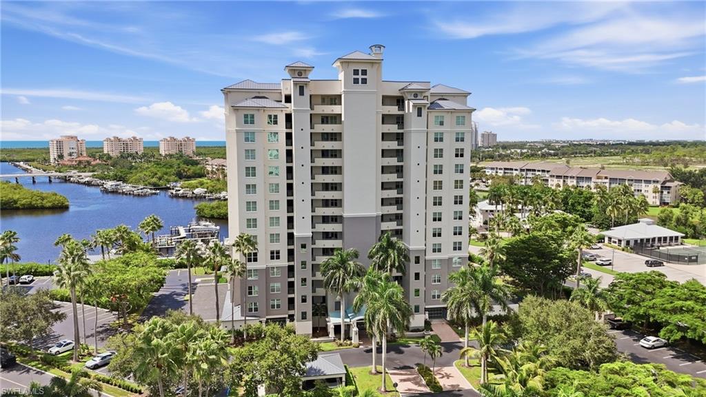 Residential in NAPLES