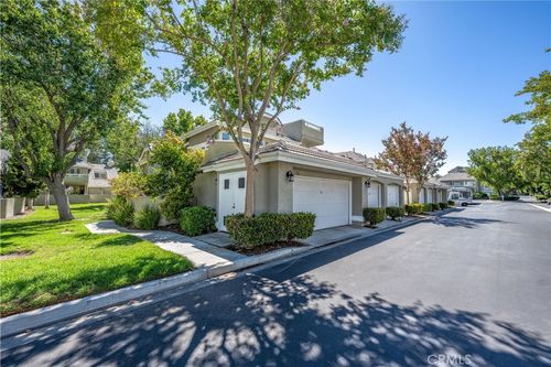 35-26127 Mcbean Pkwy, Valencia, CA, 91355-3756 | Card Image