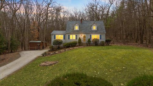 14 Schaefer Cir, Hudson, NH, 03051-5405 | Card Image