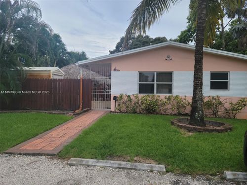 1-920 Sw 30th St, Fort Lauderdale, FL, 33315-2920 | Card Image