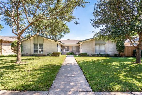 7440 Walling Ln, Dallas, TX, 75231-7338 | Card Image