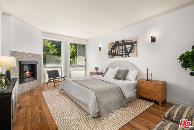 UNIT-406 - 318 N Maple Dr, Condo with 2 bedrooms, 3 bathrooms and 2 parking in Beverly Hills CA | Image 23