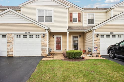 2203-2203 Flagstone Ln, Carpentersville, IL, 60110-1266 | Card Image