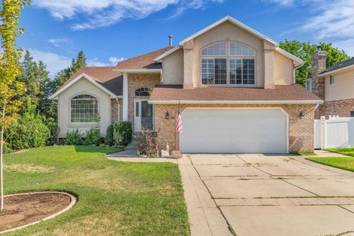 846 Holroyd Dr, South Ogden, UT, 84403-4513 | Card Image