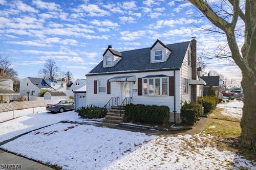 32 Rosalie St, Maywood, NJ, 07607 | Card Image
