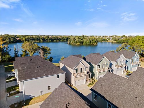 9605 Valeca Dr, Houston, TX, 77075 | Card Image
