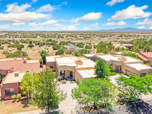 92 Canada Del Rancho, Santa Fe, NM, 87508-1306 | Card Image