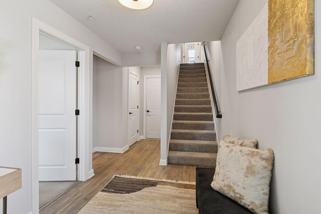 641 Village Dr, Townhouse with 4 bedrooms, 4 bathrooms and null parking in New Brighton MN | Image 4