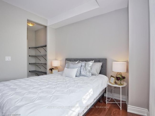403 - 205 Lakeshore Rd W, Condo with 2 bedrooms, 2 bathrooms and null parking in Oakville ON | Image 9