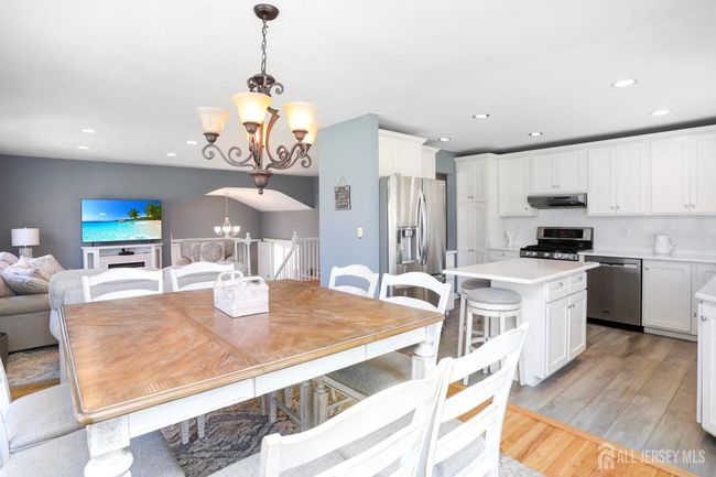7 Arthurs Ct, House other with 6 bedrooms, 4 bathrooms and null parking in Manalapan NJ | Image 13