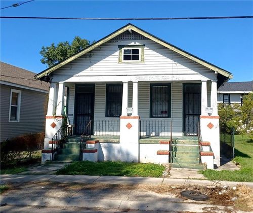4617 19 Clara Street, New Orleans, LA, 70115 | Card Image