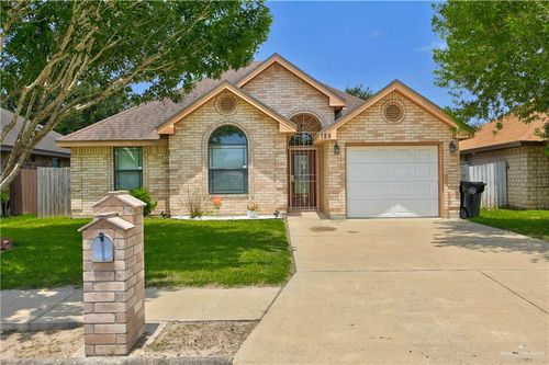 125 N Retama Ln, Weslaco, TX, 78596-5343 | Card Image