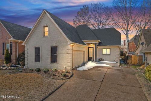 6705 Player Dr, Olive Branch, MS, 38654-8255 | Card Image