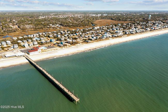 233 Ne 70 Th St, House other with 3 bedrooms, 2 bathrooms and null parking in Oak Island NC | Image 67