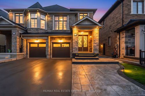 488 Parent Pl, Milton, ON, L9E1L4 | Card Image