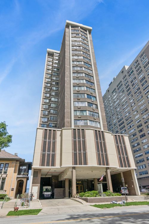 1606-6325 N Sheridan Rd, Chicago, IL, 60660-5718 | Card Image