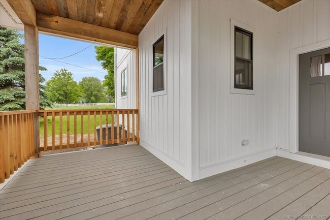 183 Bailey St, House other with 3 bedrooms, 3 bathrooms and 8 parking in Glastonbury CT | Image 35